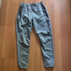 UnderArmour joggers